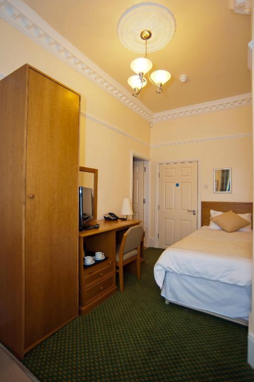 A Park View Hotel Wolverhampton Phòng bức ảnh