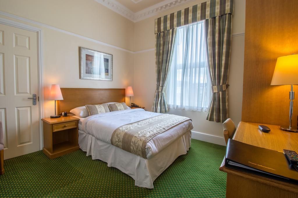 A Park View Hotel Wolverhampton Ngoại thất bức ảnh